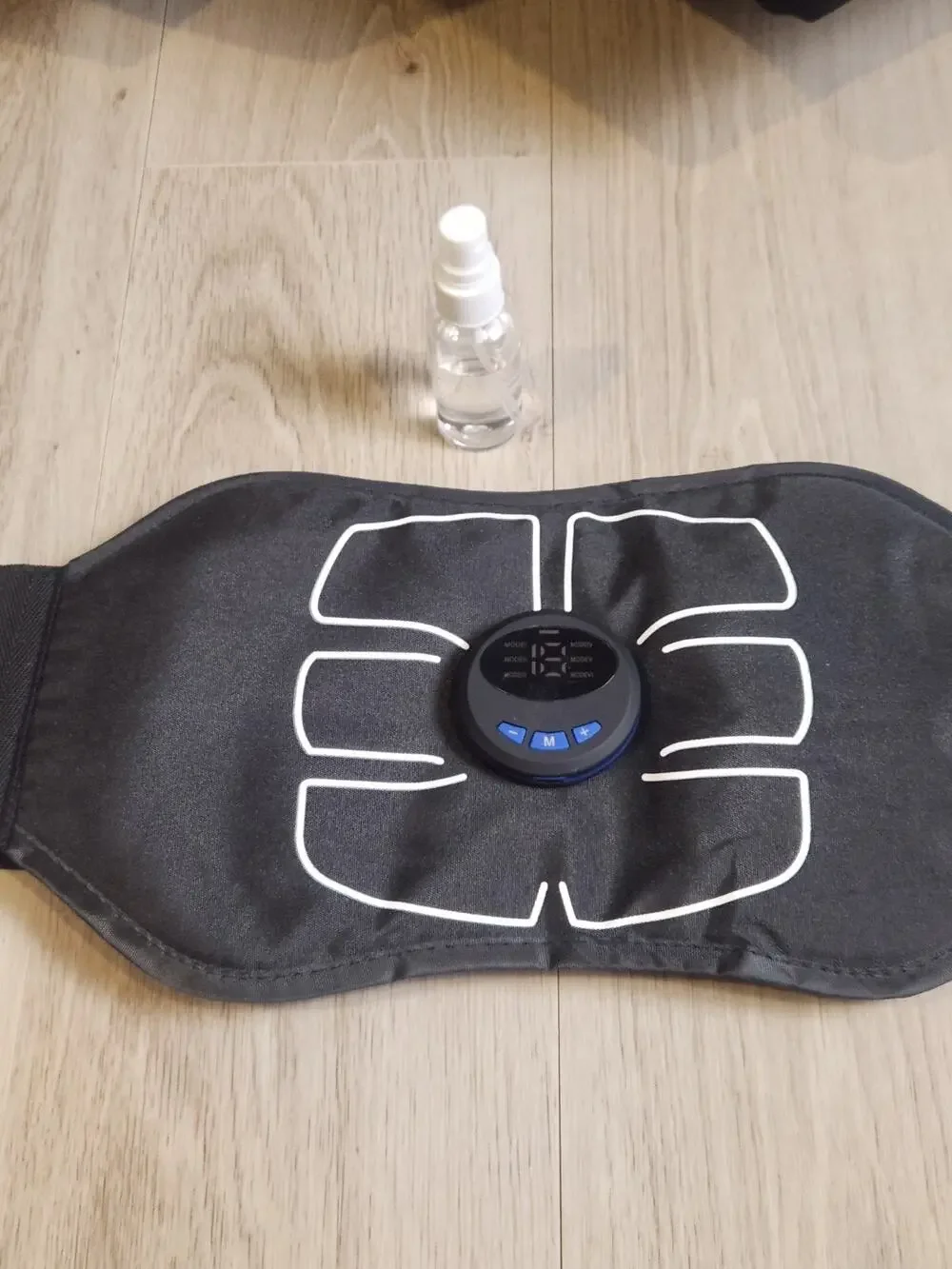 EMS Abdominal Muscle Stimulator Toning Belt 6 Modes w Charger Spray Bottle